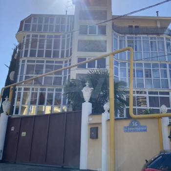 Сдается 1-комнатная квартира, 42 м²
