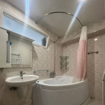 Сдается Многокомнатная квартира, 72 м²