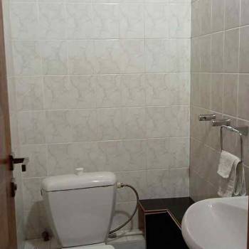 Сдается Многокомнатная квартира, 100 м²