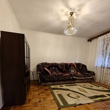 Сдается Многокомнатная квартира, 60 м²