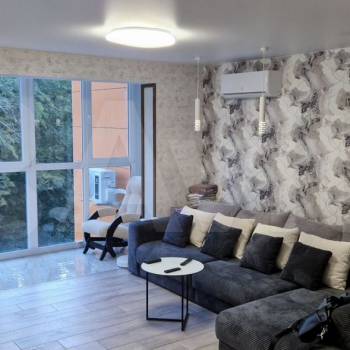 Сдается 2-х комнатная квартира, 63,6 м²