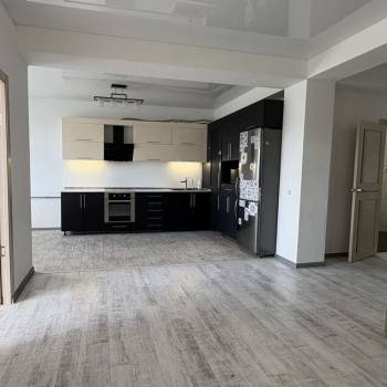 Продается 2-х комнатная квартира, 74 м²