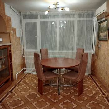 Сдается Многокомнатная квартира, 64 м²