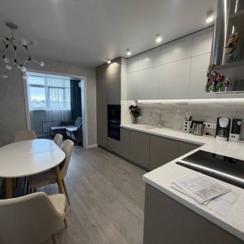 Продается 3-х комнатная квартира, 83,6 м²