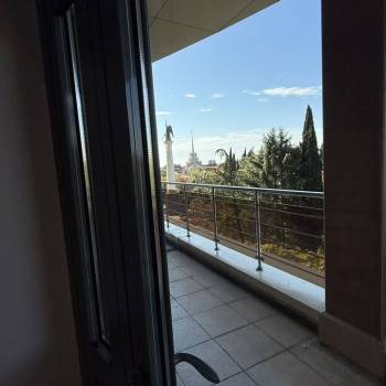 Продается 2-х комнатная квартира, 76 м²