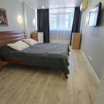 Сдается 2-х комнатная квартира, 65 м²
