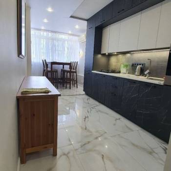 Сдается 2-х комнатная квартира, 65 м²