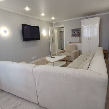 Сдается 2-х комнатная квартира, 65 м²