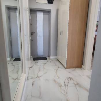 Сдается 2-х комнатная квартира, 65 м²