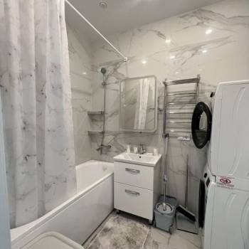 Сдается Многокомнатная квартира, 150 м²