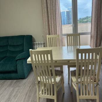 Продается 1-комнатная квартира, 66 м²