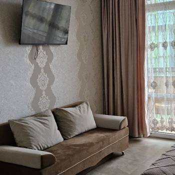 Продается 1-комнатная квартира, 35 м²