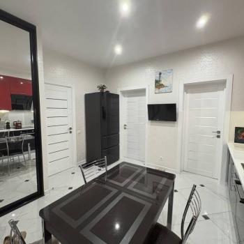 Продается 2-х комнатная квартира, 56 м²