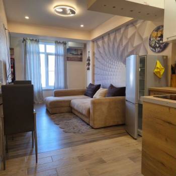 Продается 1-комнатная квартира, 27 м²