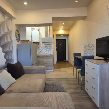 Продается 1-комнатная квартира, 27 м²