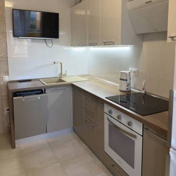 Сдается 2-х комнатная квартира, 55,6 м²