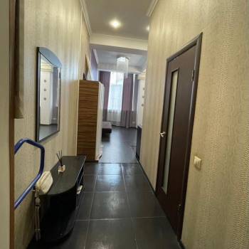 Продается 1-комнатная квартира, 27 м²