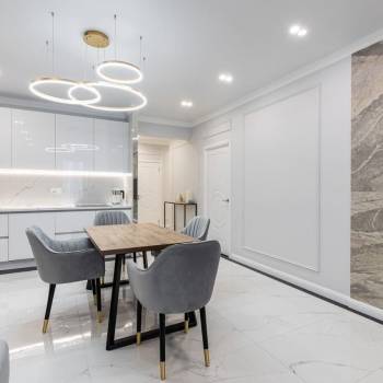 Продается Многокомнатная квартира, 100 м²