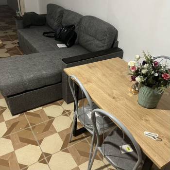 Продается 1-комнатная квартира, 175 м²