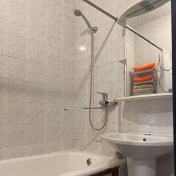 Сдается 2-х комнатная квартира, 65 м²