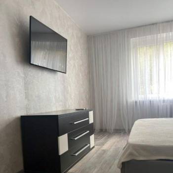 Сдается 2-х комнатная квартира, 65 м²
