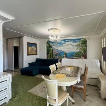 Сдается 1-комнатная квартира, 56 м²