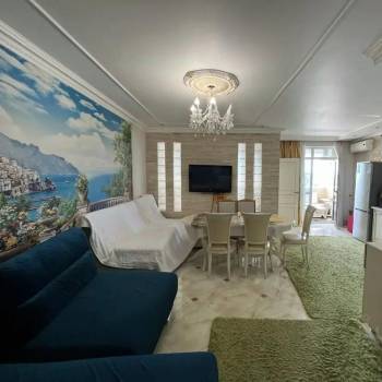 Сдается 1-комнатная квартира, 56 м²