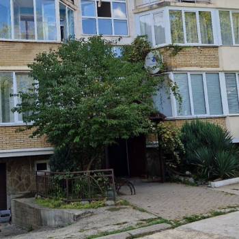Продается 1-комнатная квартира, 50 м²