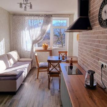 Продается 1-комнатная квартира, 50 м²