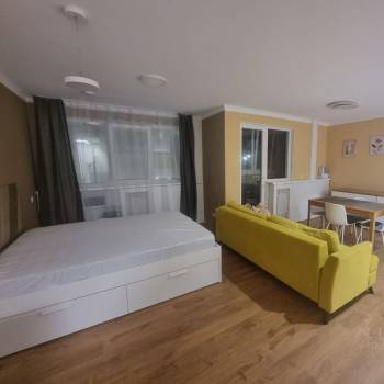 Сдается 1-комнатная квартира, 40,6 м²