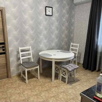 Сдается 1-комнатная квартира, 50 м²