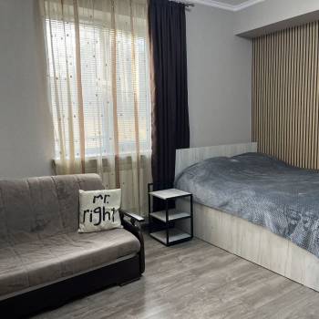 Сдается 1-комнатная квартира, 50 м²