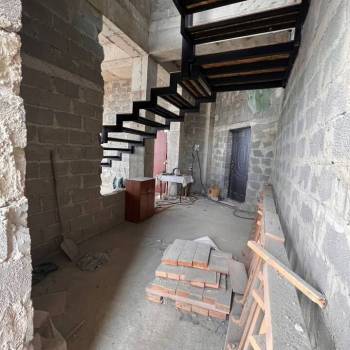 Продается Многокомнатная квартира, 270 м²