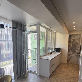 Продается 3-х комнатная квартира, 98 м²