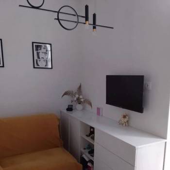 Продается 1-комнатная квартира, 30 м²