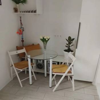 Продается 1-комнатная квартира, 30 м²