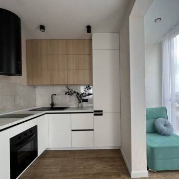 Продается 1-комнатная квартира, 38 м²