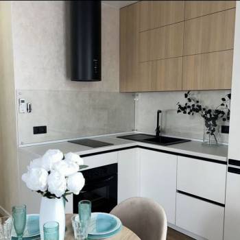 Продается 1-комнатная квартира, 38 м²