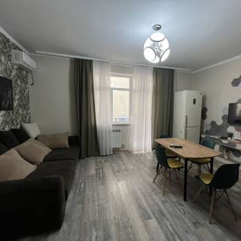 Сдается 1-комнатная квартира, 48 м²