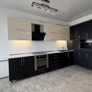 Продается 1-комнатная квартира, 74 м²