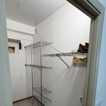 Продается 1-комнатная квартира, 74 м²