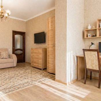 Продается 2-х комнатная квартира, 98,7 м²