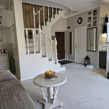 Продается Многокомнатная квартира, 130 м²