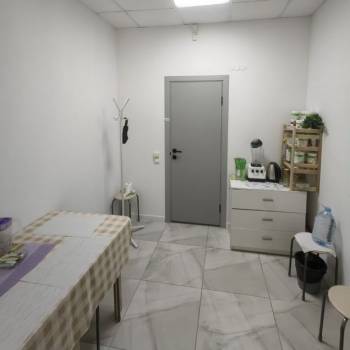 Сдается Нежилое помещение, 10 м²