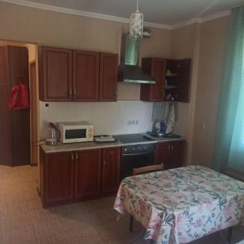 Сдается 1-комнатная квартира, 40 м²