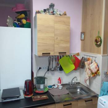 Продается 1-комнатная квартира, 18 м²