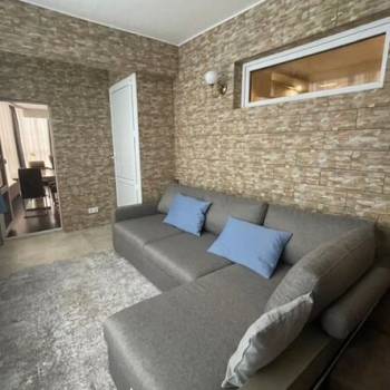 Продается 3-х комнатная квартира, 105 м²