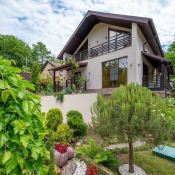 Продается Дом, 244 м²