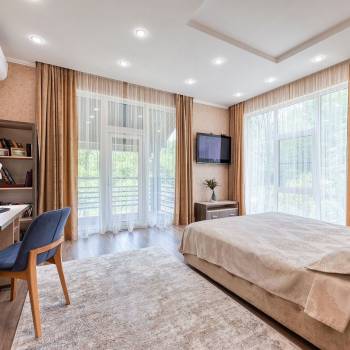Продается Дом, 244 м²