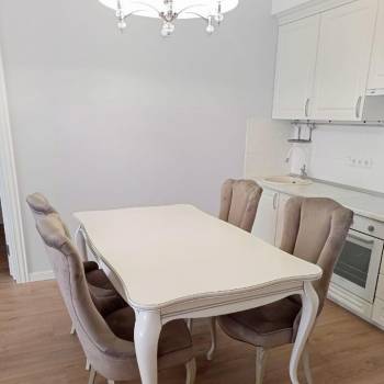 Сдается Многокомнатная квартира, 130 м²